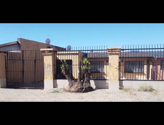 1 BEDROOM HOUSE FOR SALE IN ORLANDO